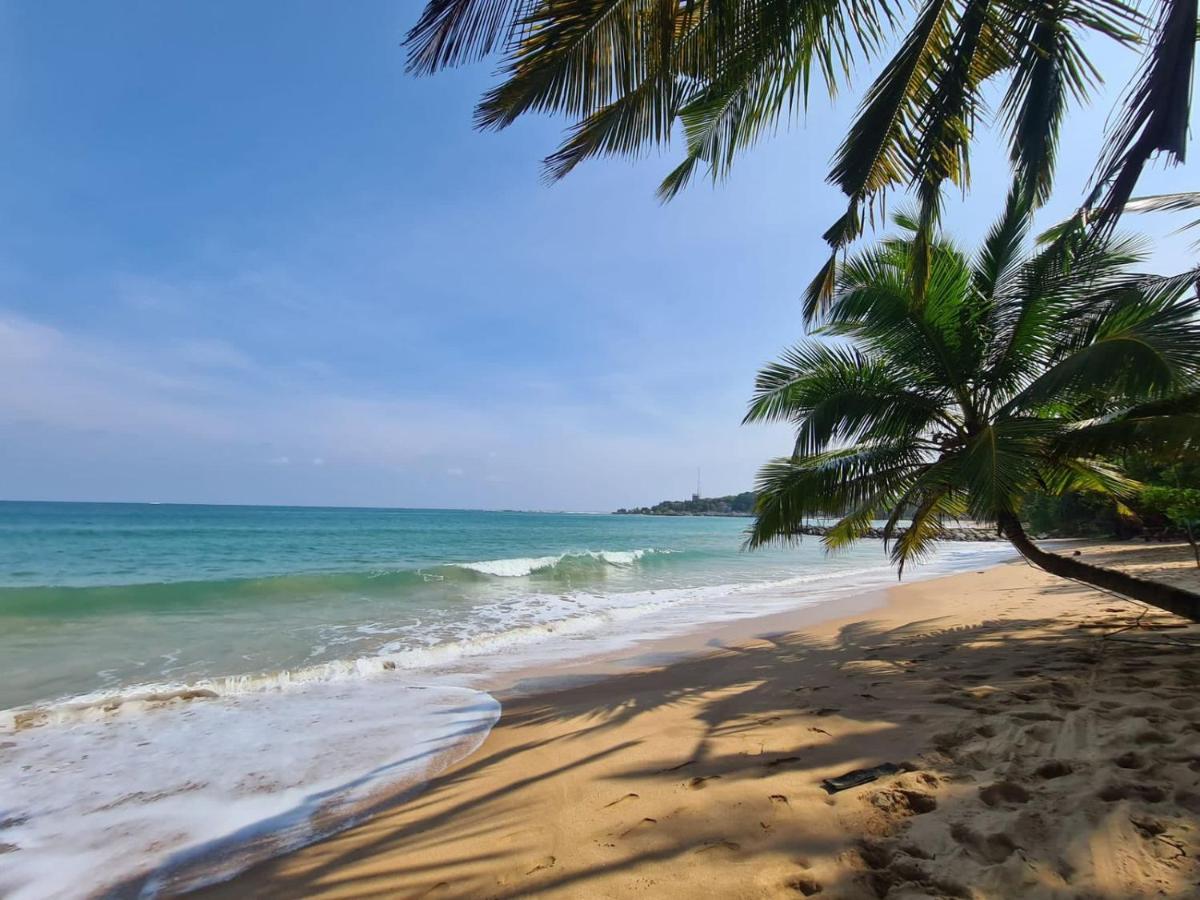 Frangipani Beach Villa Tangalle Exterior foto